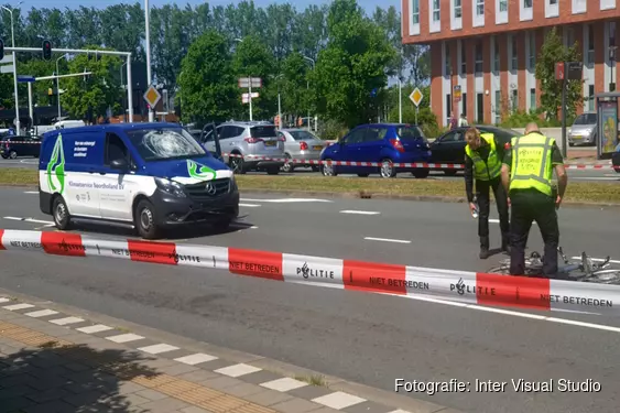 Fietser Zwaargewond Na Botsing Met Bestelbus In Zaandam