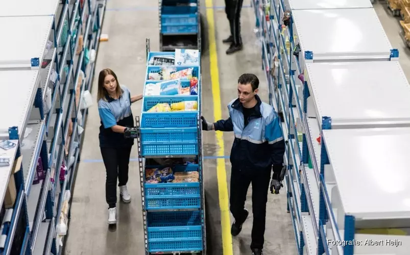 Albert Heijn opent distributiecentrum voor thuisbezorging in Amsterdam