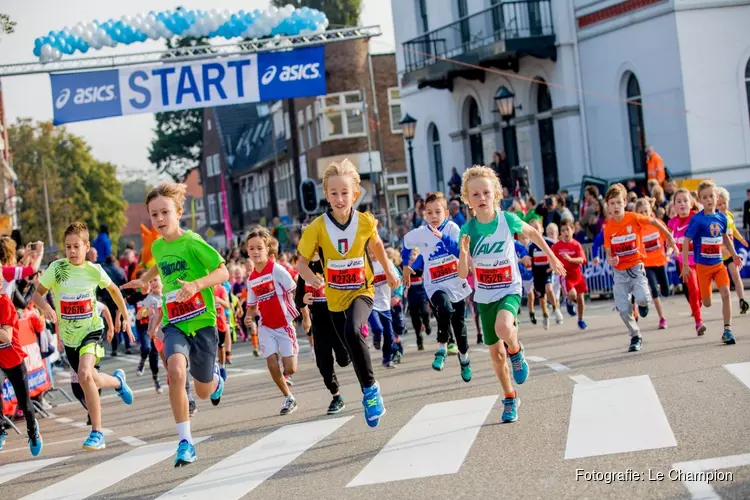 Duizenden kinderen in actie tijdens Mini Dam tot Damlopen