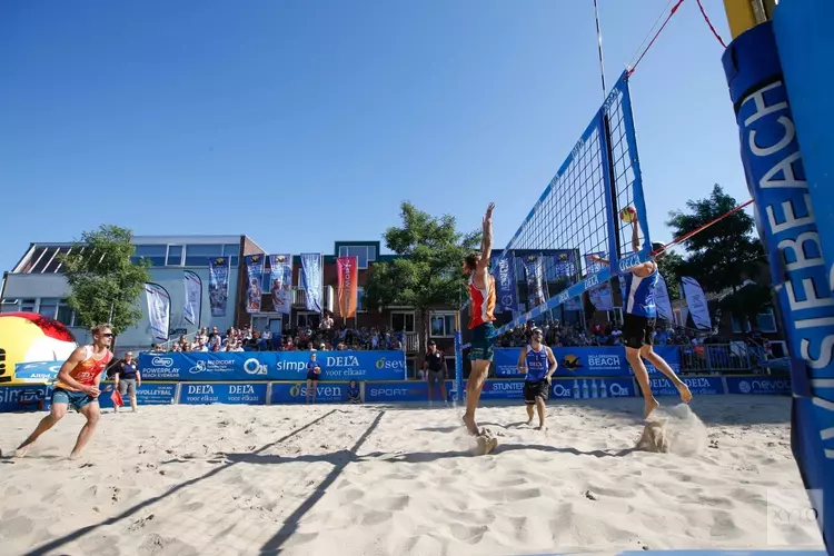 Eredivisie Beachvolleybal op de Rozengracht met internationale topteams