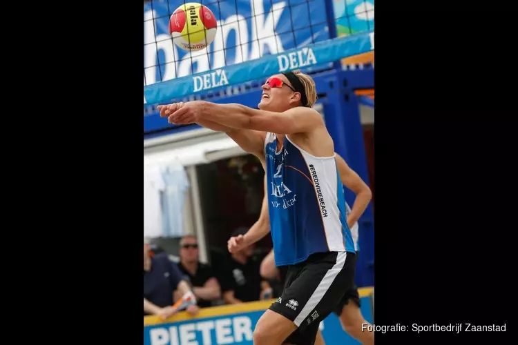 Beachvolleyballer Mees Blom ‘Back to School’ in Zaanstad