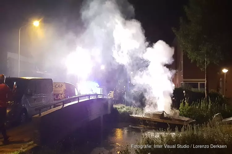 Boot in brand in Zaandijk