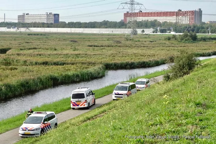 Illegaal feest stopgezet bij Zaandam na melding van man in water