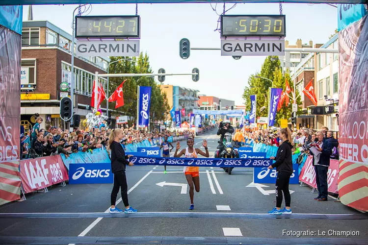 Evaline ChirChir en Solomon Berihu winnen Dam tot Damloop