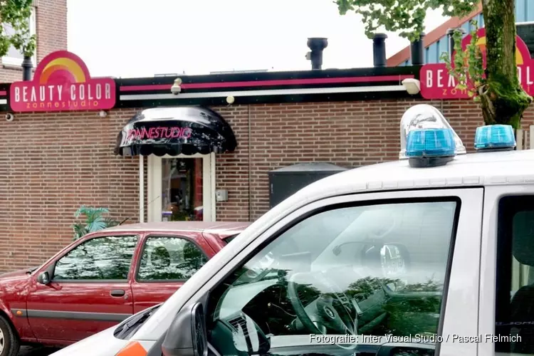 Mogelijk gestoken bij mishandeling in Zaandam