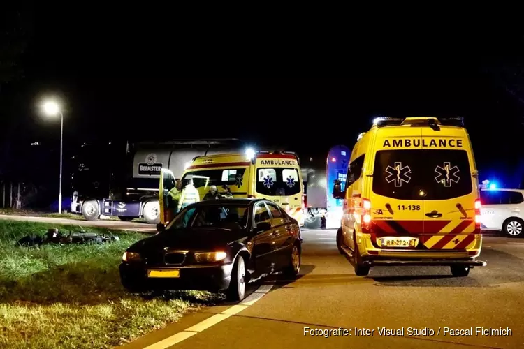 Traumahelikopter geland na aanrijding in Wijdewormer