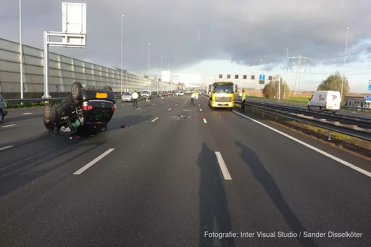 Half uur vertraging op A8 bij Zaandam door ongeluk