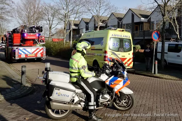 Bewoner belandt in het ziekenhuis na woningbrand