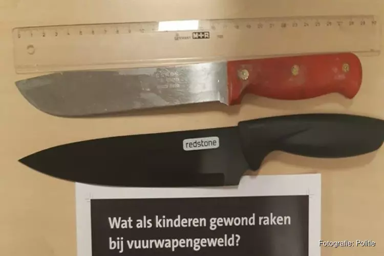 Opnieuw messen aangetroffen na fouilleeracties in de Zaanstreek