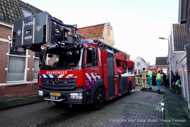 Twee personen gewond bij woningbrand in Zaandam