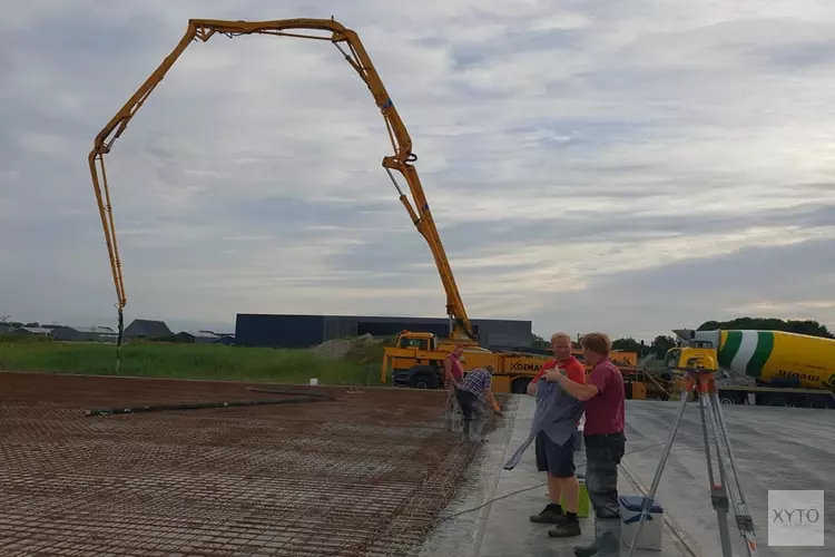 Ruwe betonvloer laten storten