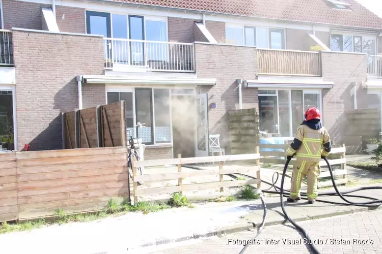 Brand in meterkast in woning Jisp