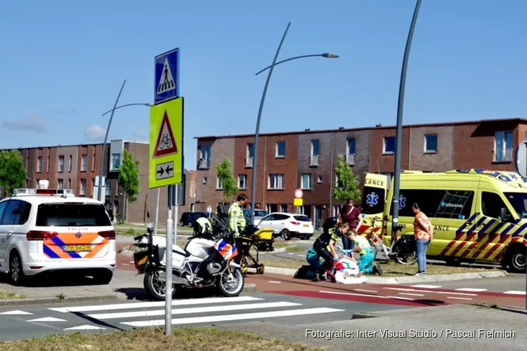 Gemeente Zaanstad poogt gevaarlijke kruising aan te passen: 1 gewonde