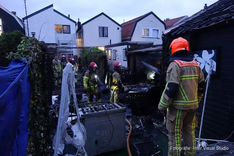 Paniek bij brand in schuur