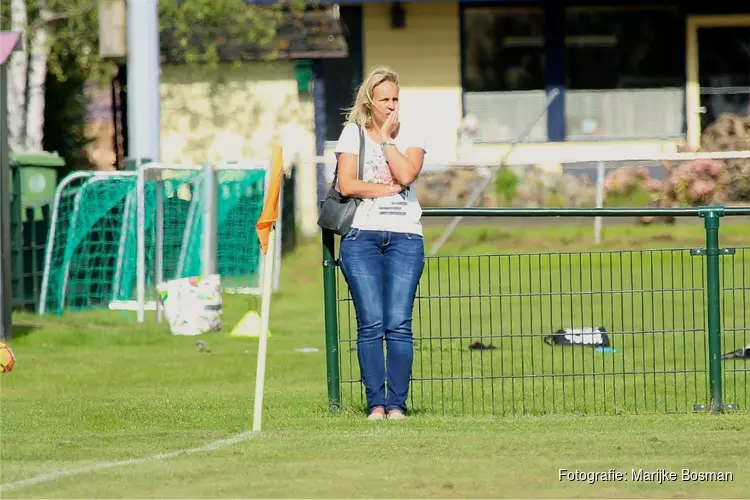 Martine Meurs-van Pelt nieuwe trainer vv Assendelft dames 1