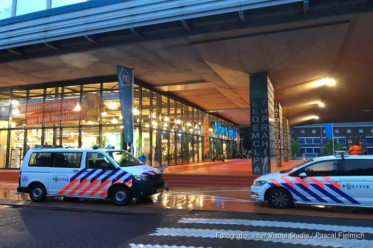 Overval Koog aan de Zaan: Medewerkers rennen achter overvaller aan