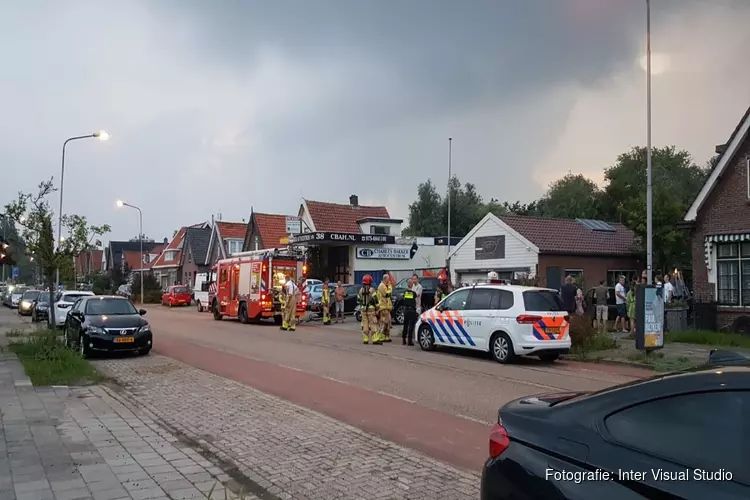 Politie grijpt in bij illegaal feest in Oostzaan