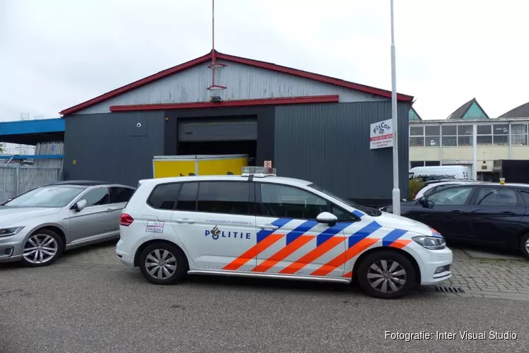 Politie-inval bij bedrijven in Wormerveer