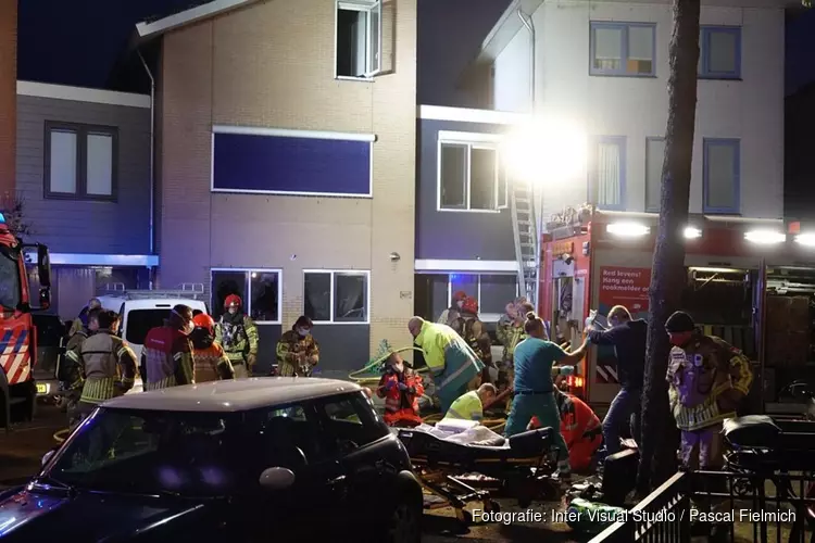 Meerdere gewonden bij woningbrand in Assendelft