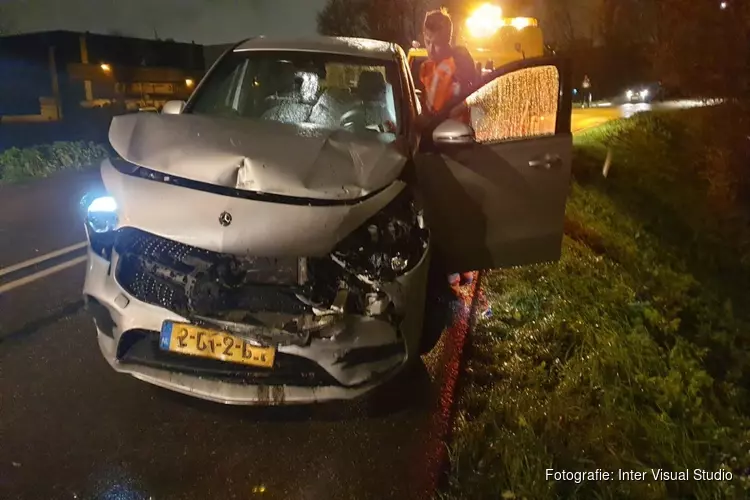 Botsing in Zaandam: 3 auto&#39;s beschadigd