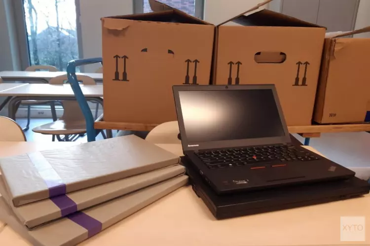 Start uitdelen extra laptops aan 550 Zaanse leerlingen