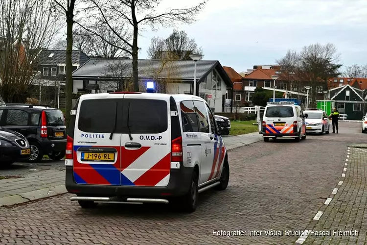 Mogelijke schietpartij op de Wilgenstraat in Zaandam