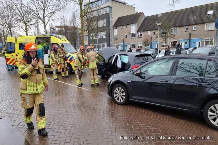 Vrouw gewond bij ongeluk in Zaandam