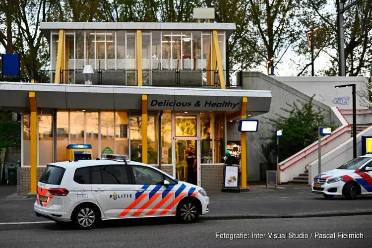 Overval cafetaria Veldbloemenweg