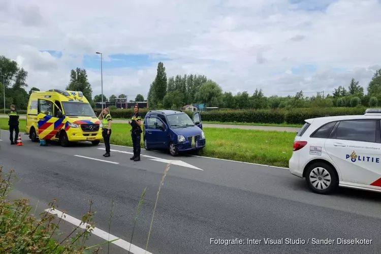 Bestuurder raakt controle over auto kwijt in Zaandijk