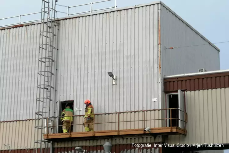 Brandweer naar cacaoverwerker in Zaandam vanwege mogelijk gevaarlijke stoffen