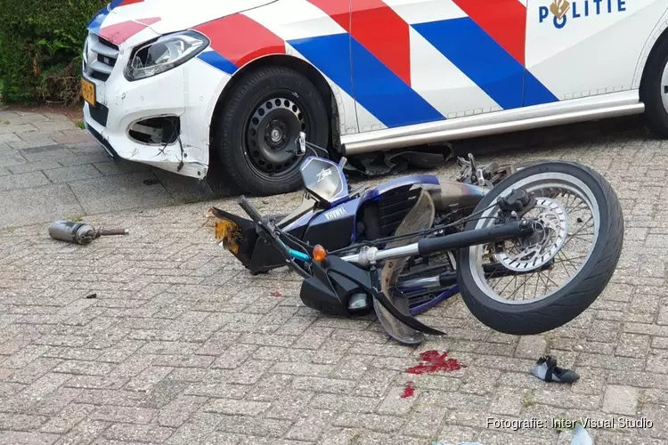 Aanrijding met politieauto