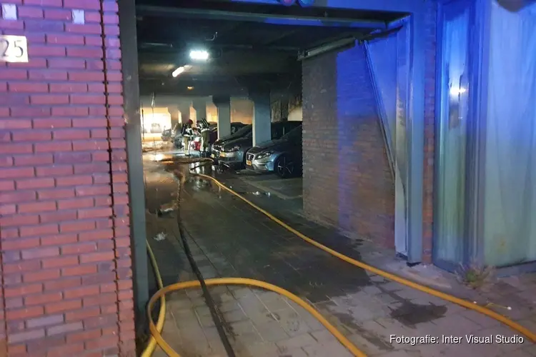 Getuigen gezocht van brand in parkeergarage