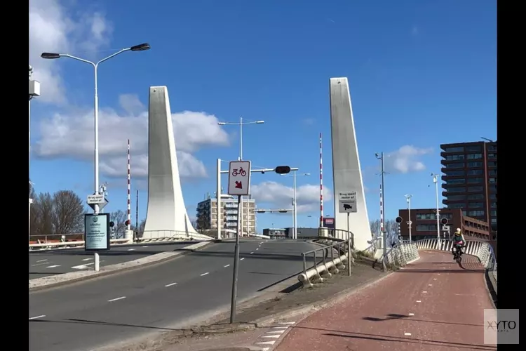 Tijdelijke afsluiting Prins Bernhardbrug