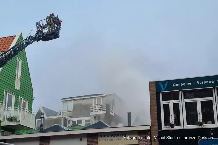 Brand bij bedrijf aan de Krimp in Zaandam