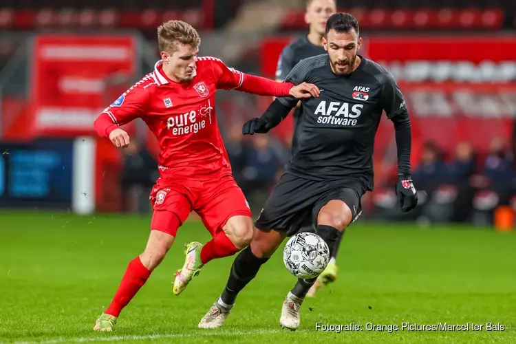 AZ ten koste van FC Twente naar kwartfinale