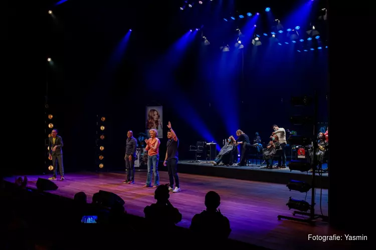 Het Zaantheater veranderde voor een middag in Kapsalon aan de Zaan