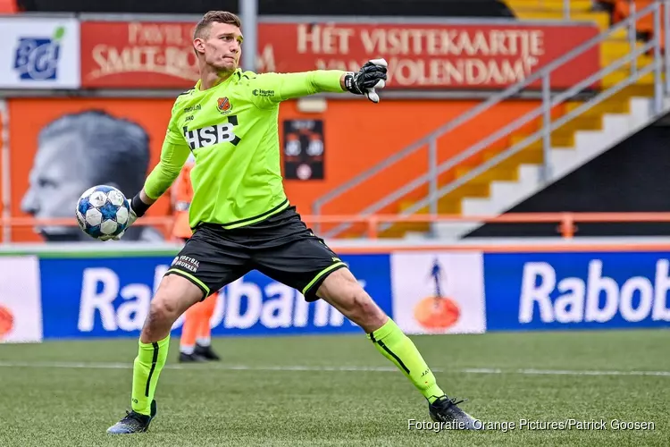 Almere City FC trekt keeper Nordin Bakker aan
