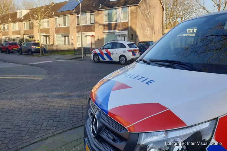 Politie zoekt getuigen van inbraak waarbij slachtoffer wordt gekneveld