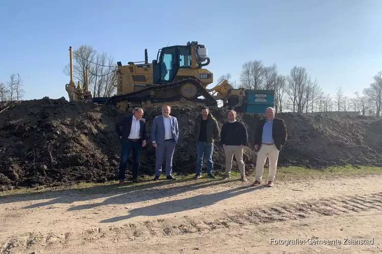 De Kraaien weer terug naar Zaanstad - Werkzaamheden voor het nieuwe sportcomplex zijn gestart