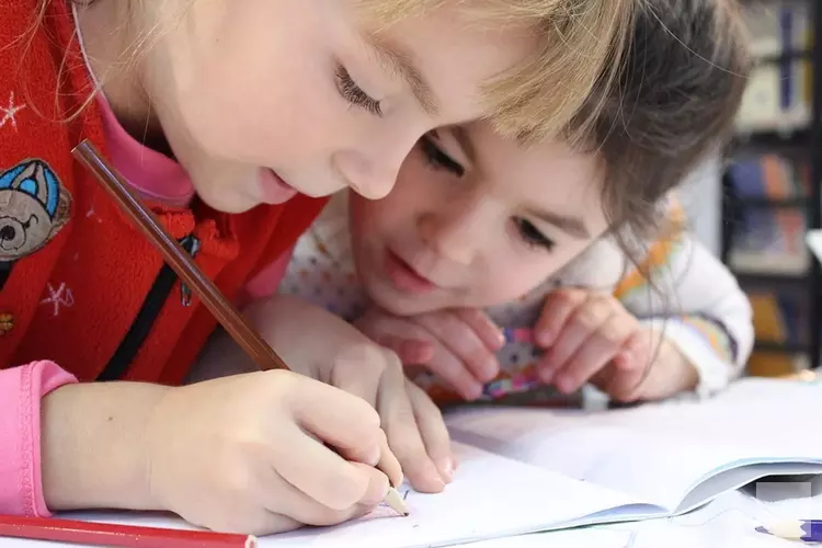 Oekraïense kinderen welkom voor onderwijs of kinderopvang op De Kernschool