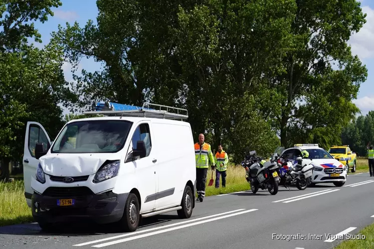 Vier bestelbusjes betrokken bij aanrijding bij Starnmeer