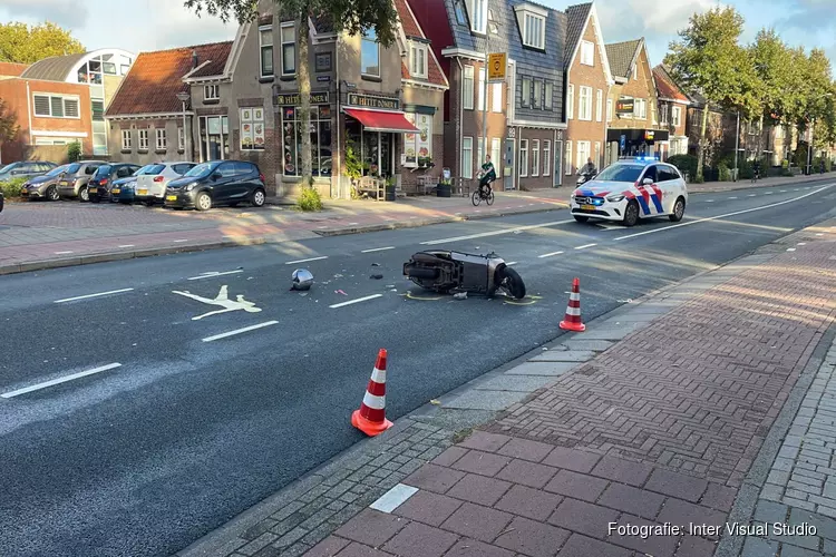 Scooterrijder gewond op Wandelweg in Wormerveer