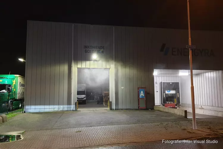 Brand in bedrijf in Westknollendam