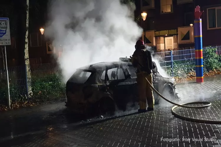 Na weken rust tóch weer een autobrand in Zaandam