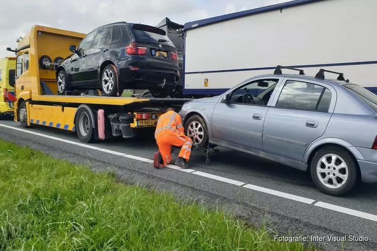 Meerdere auto`s betrokken bij ongeval op A7