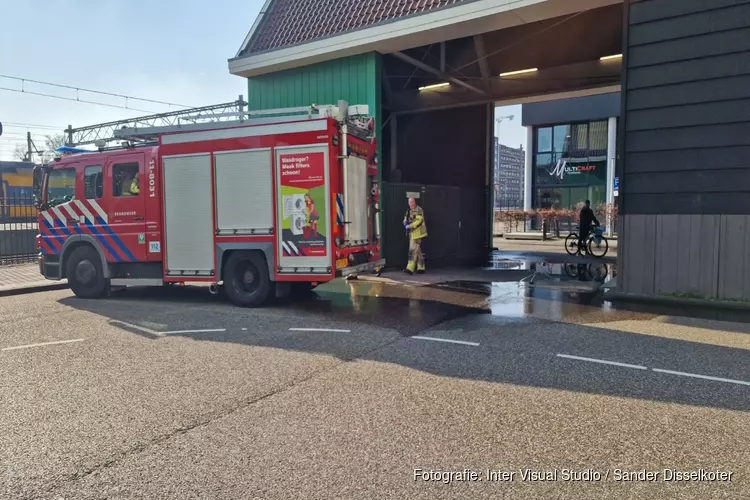 Korte brand bij gemeentehuis Zaanstad