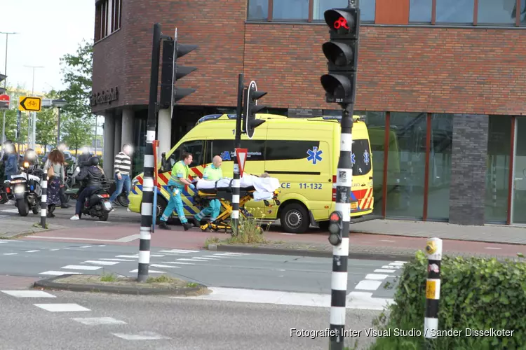 Botsing tussen vier fietsers in Zaandam