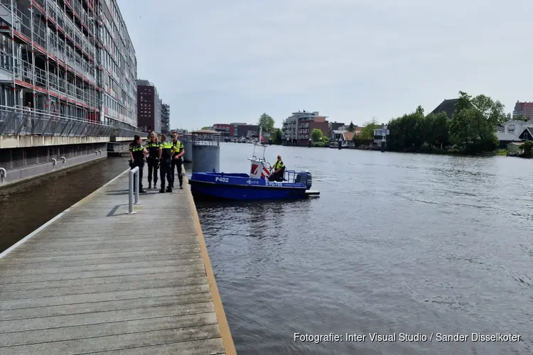 Man uit de Zaan gered in Zaandam