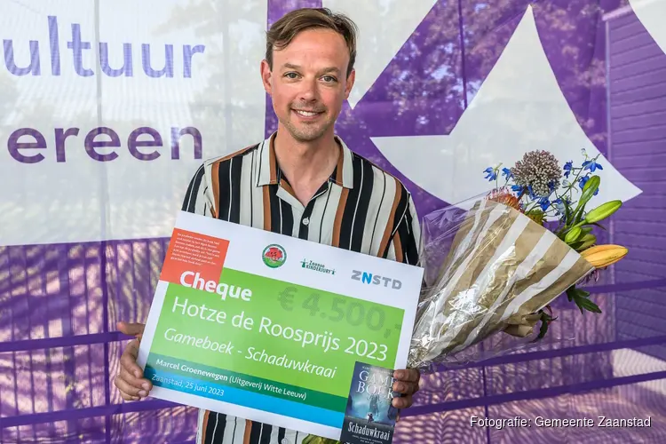 Marcel Groenewegen wint Hotze de Roosprijs: Zaanse basisscholen kiezen beste kinderboekendebuut