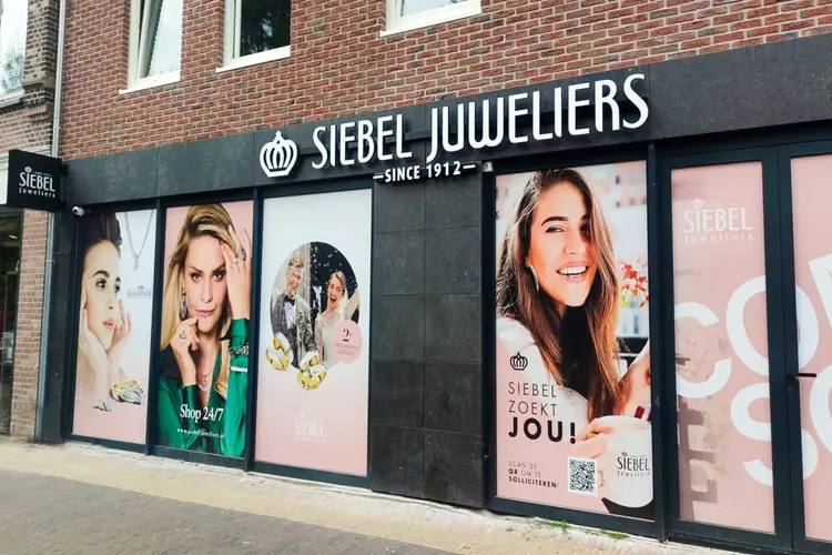 Siebel Juweliers opent haar 47e winkel in Zaandam met spectaculaire kortingsacties, give-aways en uitgebreide service!